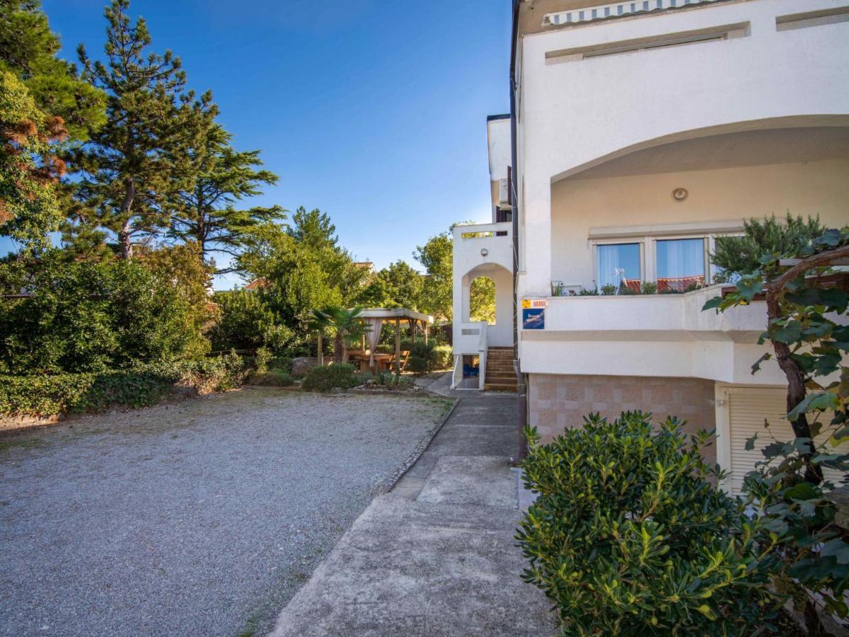 Lägenhet Ivka - Apt-3 By Interhome *